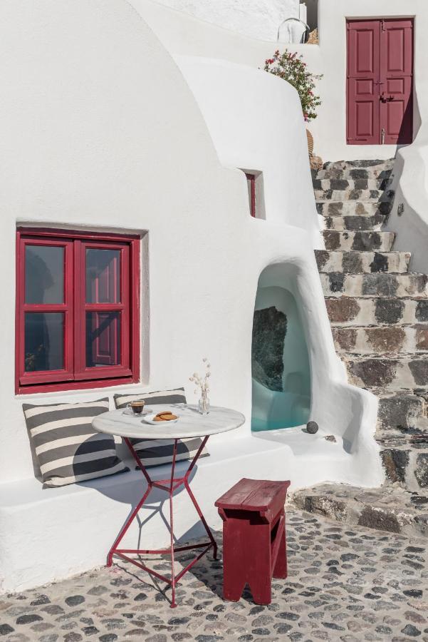 Historic Old Bakery Cave By Cycladica Villa Oia  Exterior photo