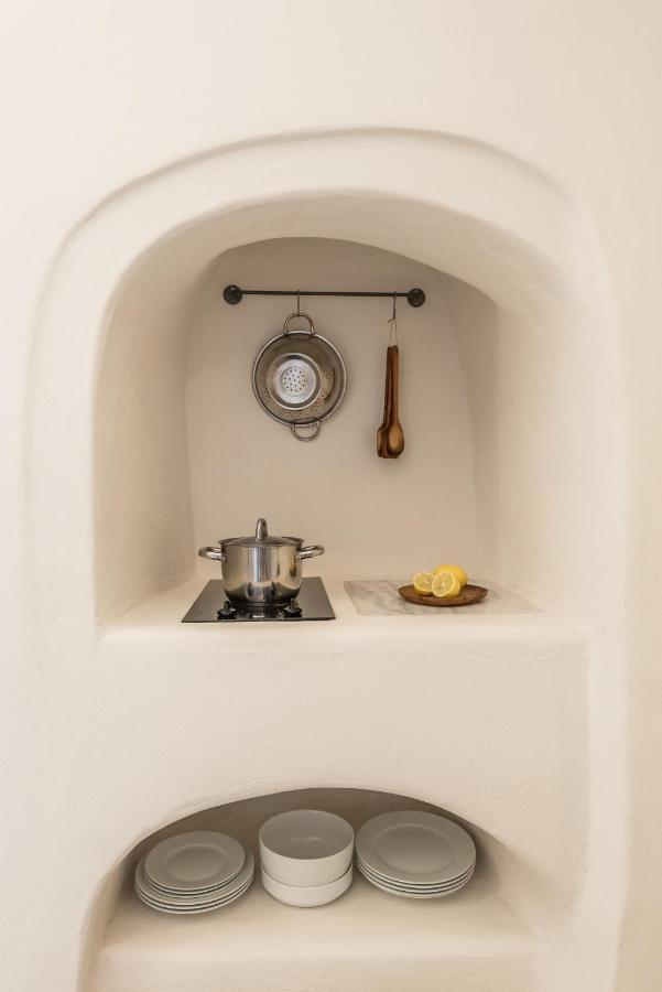 Historic Old Bakery Cave By Cycladica Villa Oia  Exterior photo