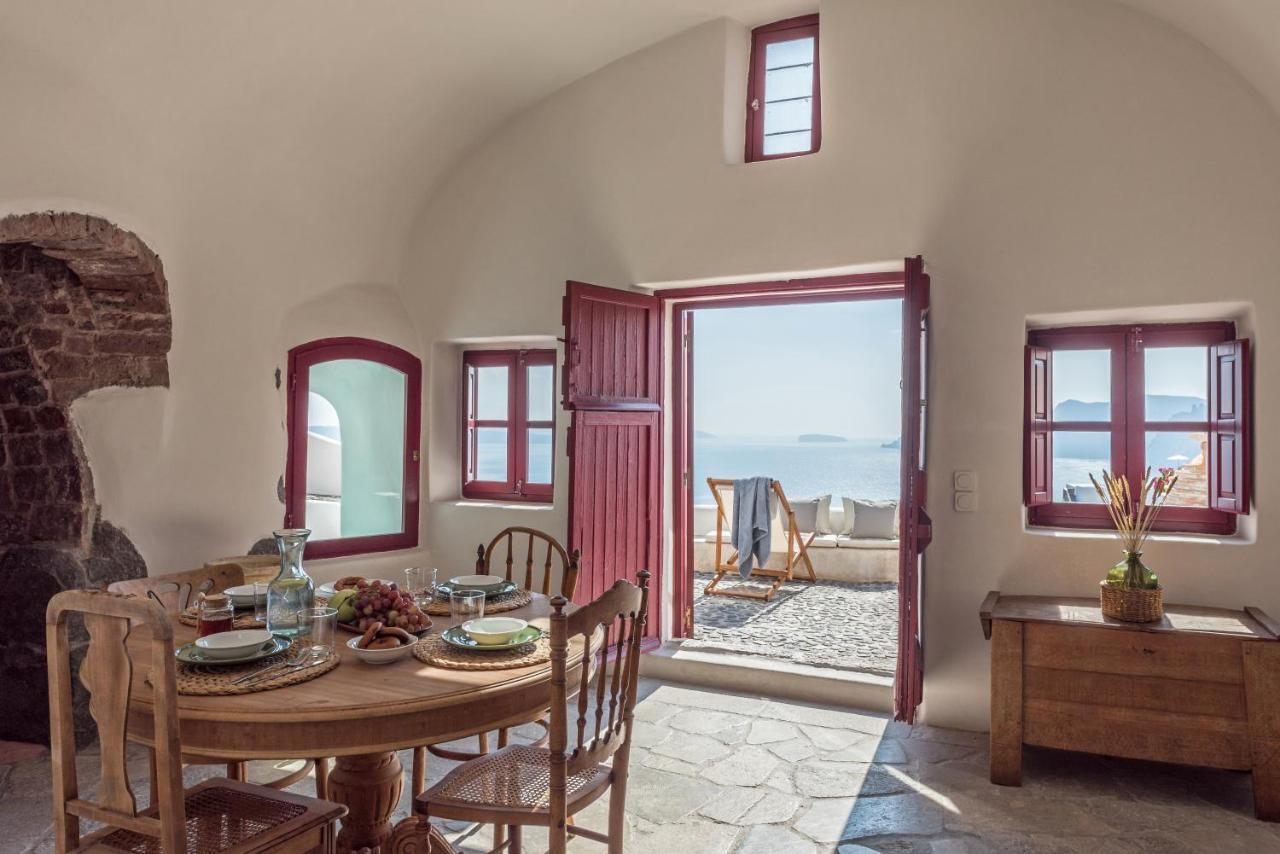 Historic Old Bakery Cave By Cycladica Villa Oia  Exterior photo